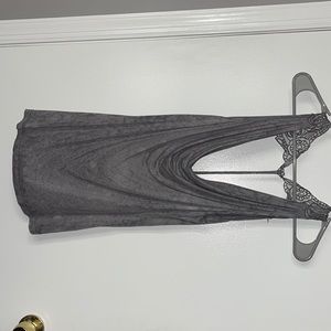 Gimmicks open back  tank